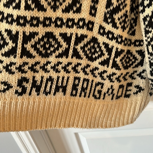 Rare Zara Snow Brigade Knit - Picture 2 of 3